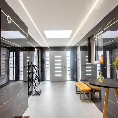 Apartment Esplanade Private Jacuzzi Sauna Parking, Colmar