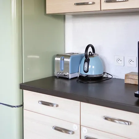 Esplanade Private Jacuzzi Sauna Parking, Colmar *