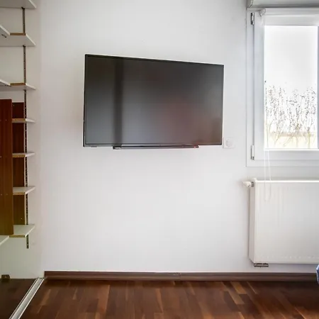 Esplanade Private Jacuzzi Sauna Parking, Colmar Apartment