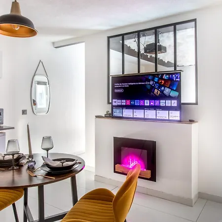 Esplanade Private Jacuzzi Sauna Parking, Colmar Apartment Muntzenheim