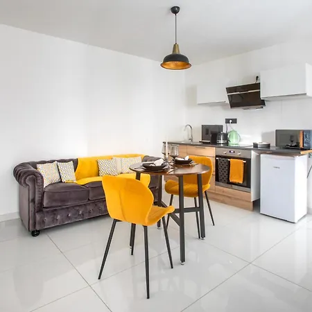 Esplanade Private Jacuzzi Sauna Parking, Colmar Muntzenheim