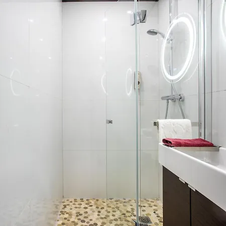 Esplanade Private Jacuzzi Sauna Parking, Colmar Muntzenheim